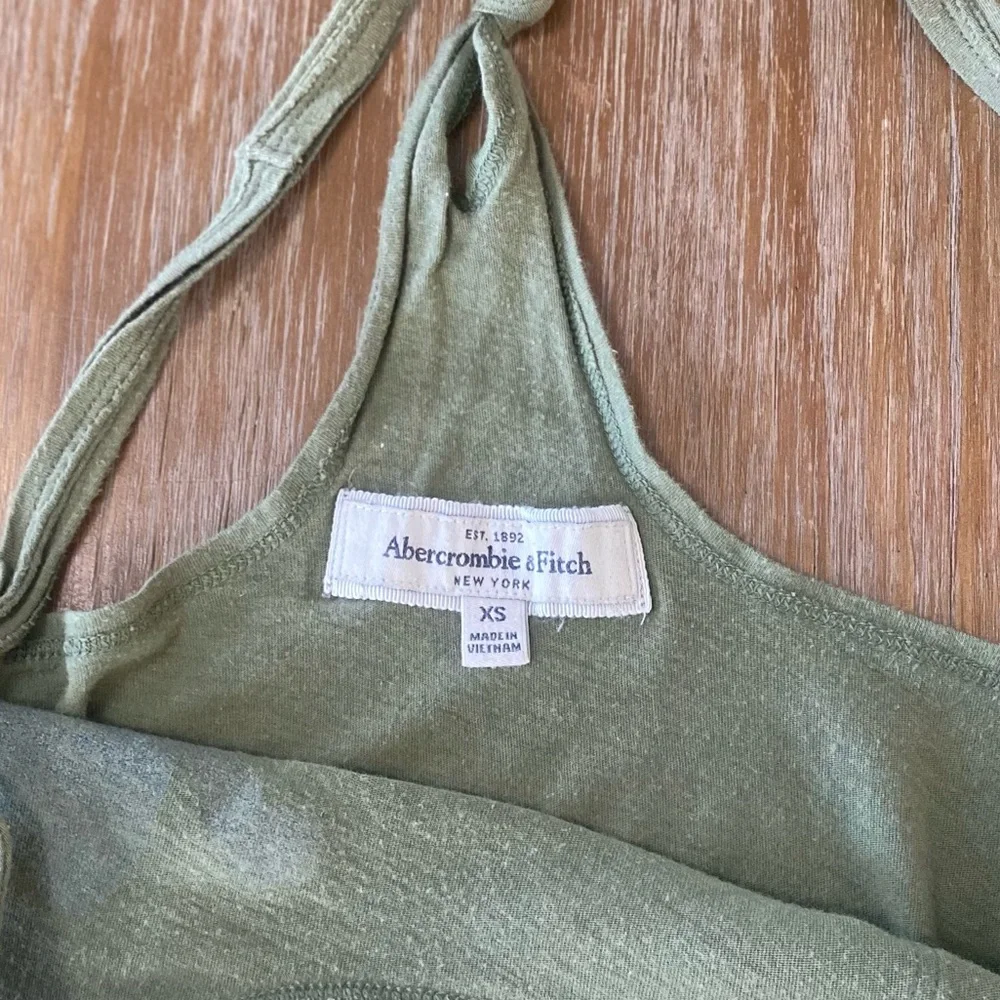 Abercrombie & Fitch Floral Paint Designed Knot Tank - Picture 3 of 5